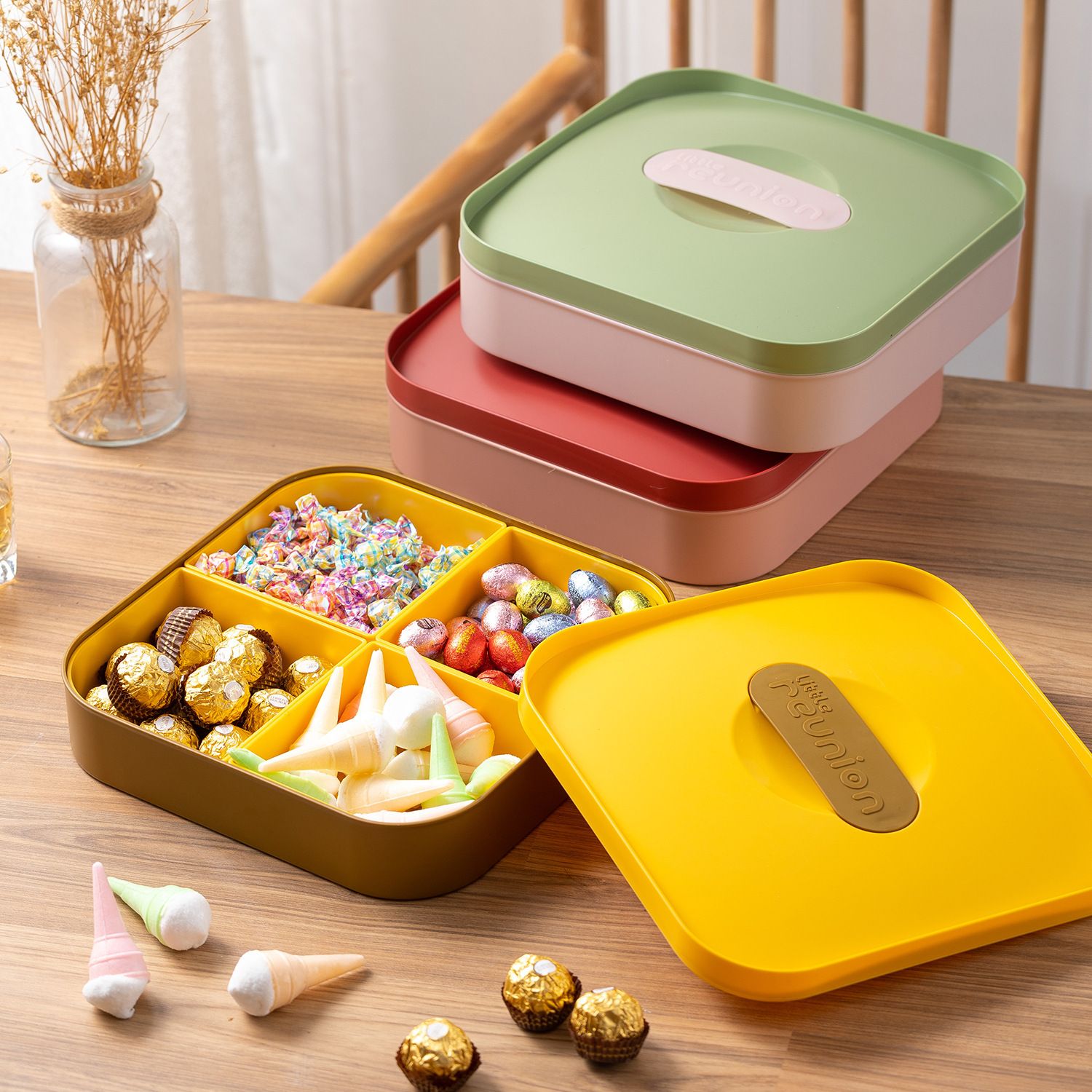 Minimalist Household Square New Year Compartment Candy Box Wedding Candy Box Snacks and Nuts Walnuts Sunflower Seeds Storage Box