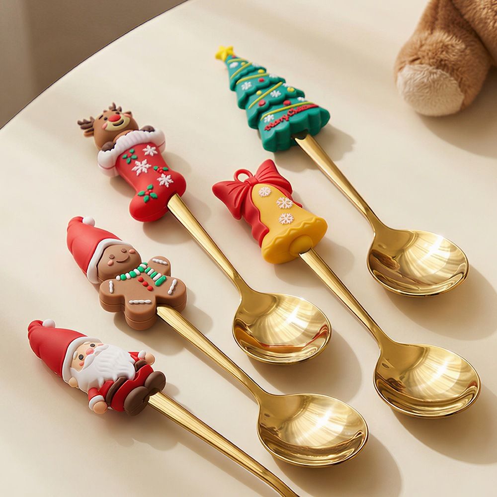Cartoon New Christmas Spoon and Fork Tableware Set Santa Claus Reindeer Spoon Dessert Spoon 4 pcs Set Gift Box