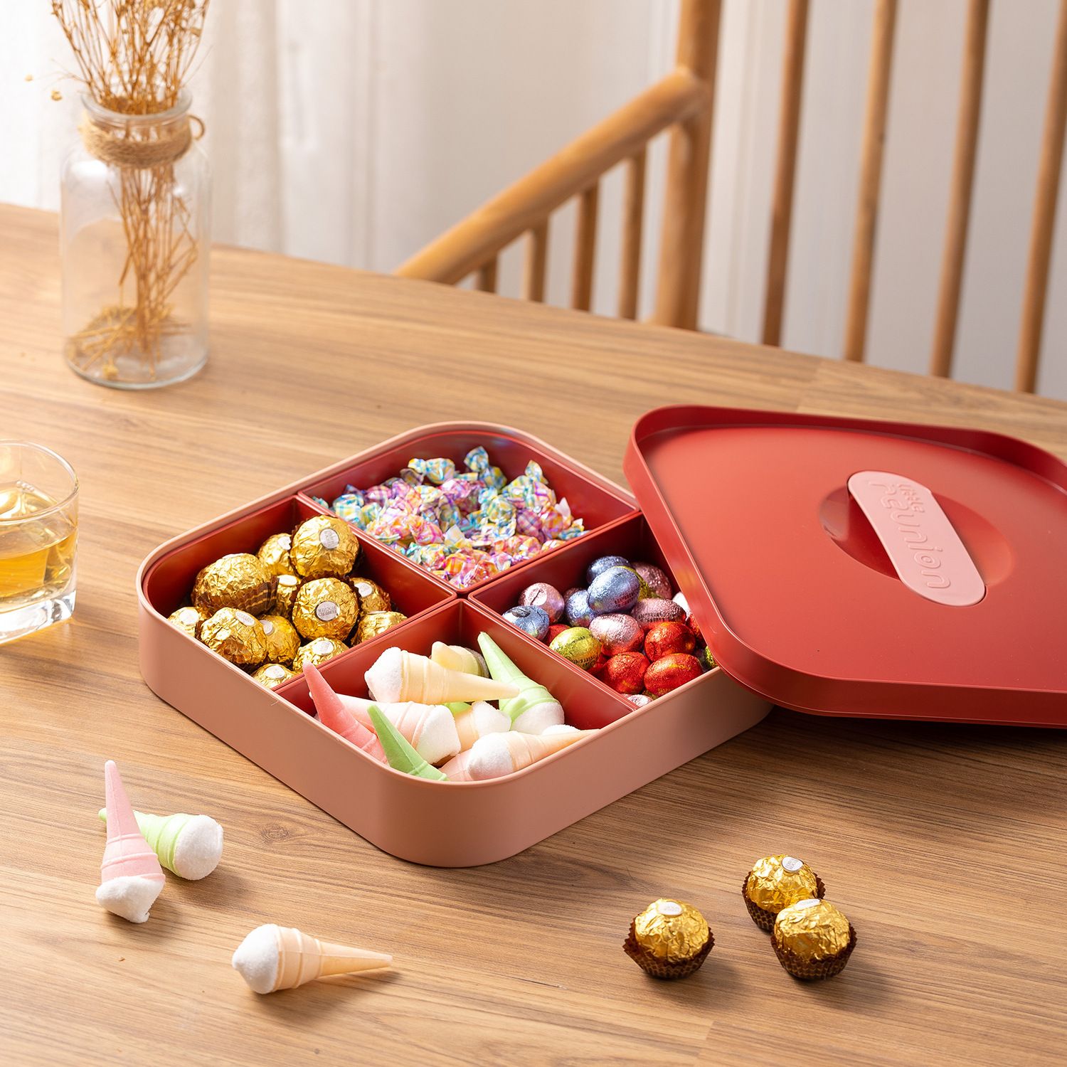 Minimalist Household Square New Year Compartment Candy Box Wedding Candy Box Snacks and Nuts Walnuts Sunflower Seeds Storage Box