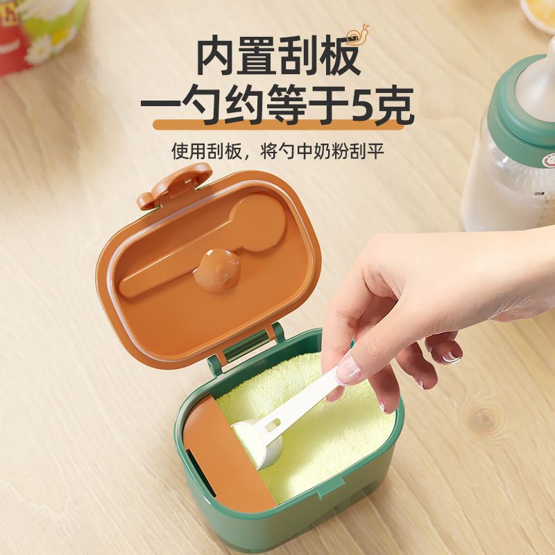 Baby Kids Portable Outdoor Milk Powder Box Infant Baby Food Box Rice Cereal Storage Box Large Capacity Dispensing Box with Spoon