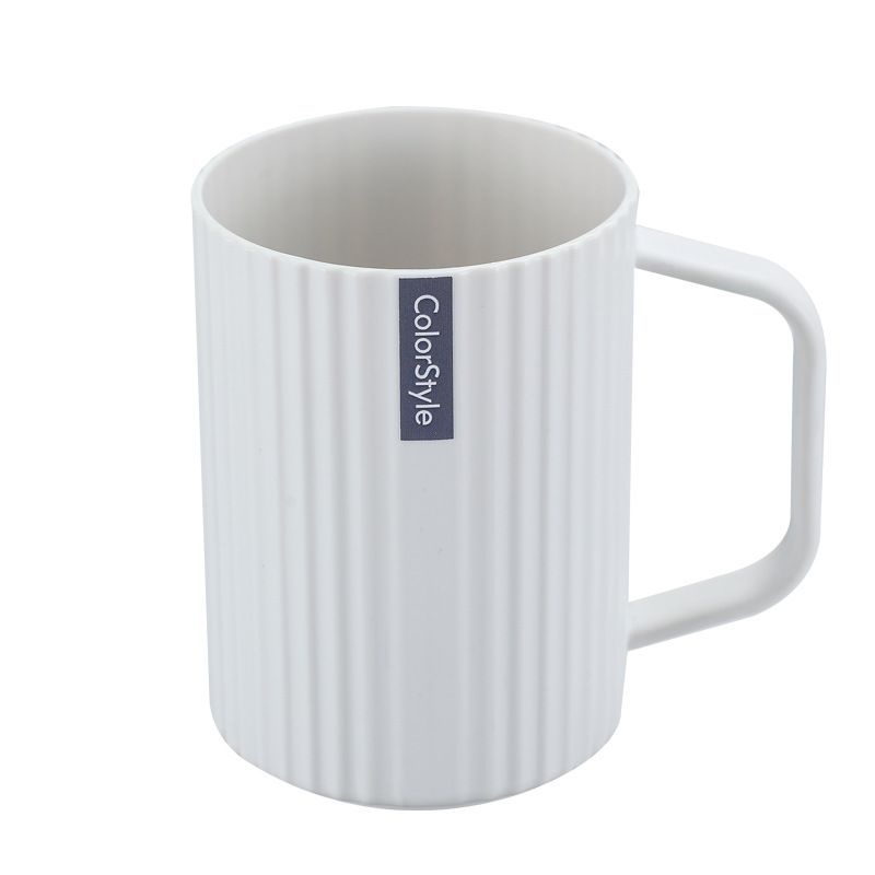 Vaso de agua de plástico al por mayor para niños, portátil para estudiantes